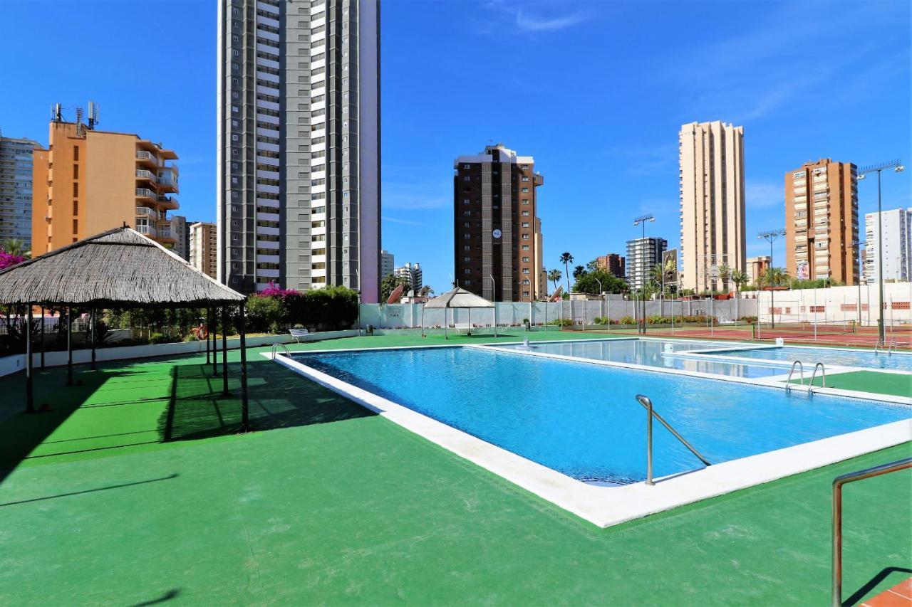 Gemelos 2 18-E Benidorm Bagian luar foto