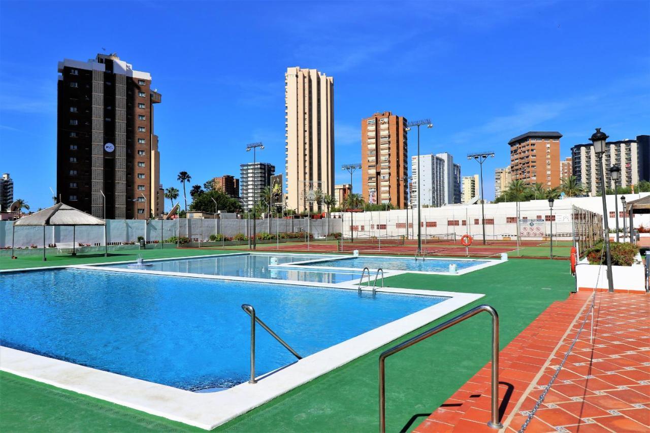 Gemelos 2 18-E Benidorm Bagian luar foto