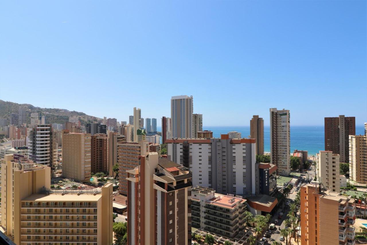 Gemelos 2 18-E Benidorm Bagian luar foto