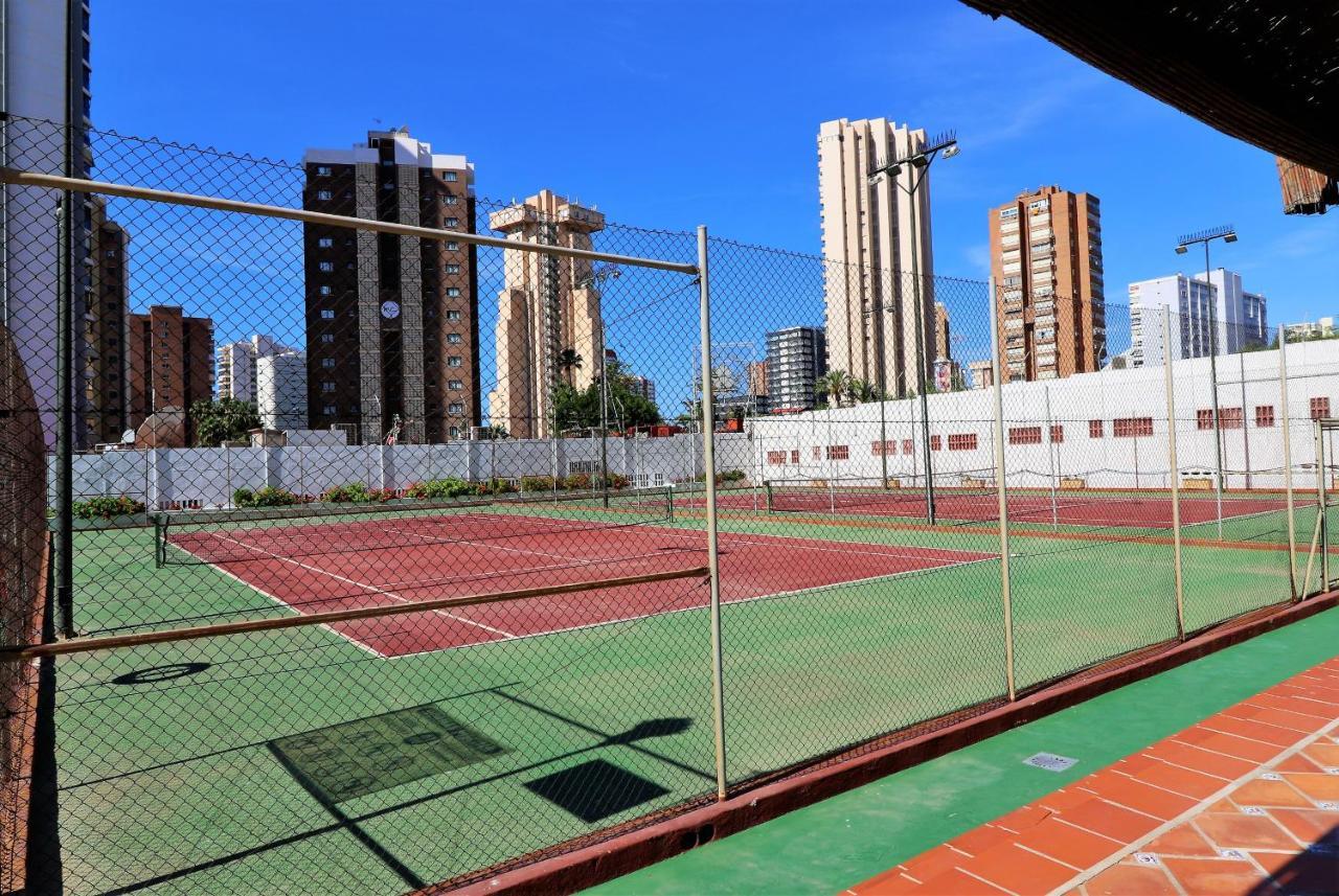 Gemelos 2 18-E Benidorm Bagian luar foto