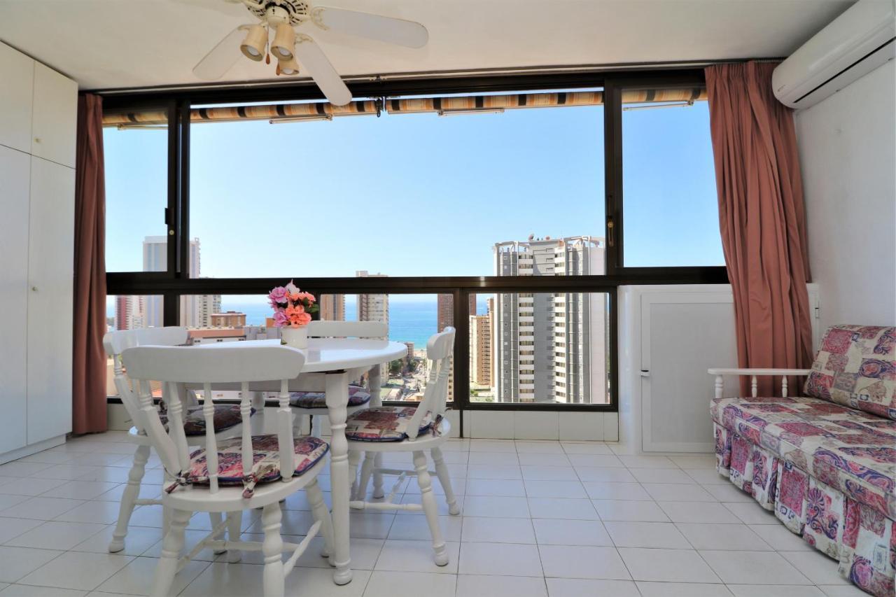 Gemelos 2 18-E Benidorm Bagian luar foto